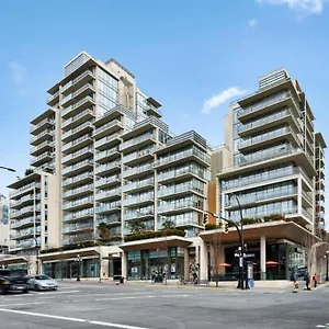 Apartment Luxury Downtown 2 Bedroom With Ac And Pool, Victoria